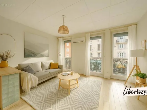 Bel Appartement 53 m² dans immeuble haussmannien - Notre-Dame-du-Mont