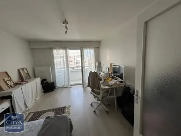 Studio 1 pièce 30 m²