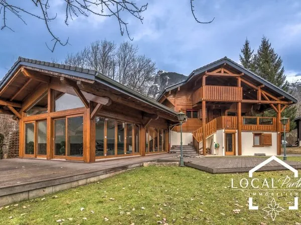 Maison Vente Samoëns 6p 294m² 1750000€