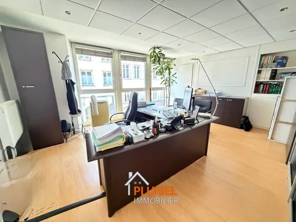 Bureaux 69 m²