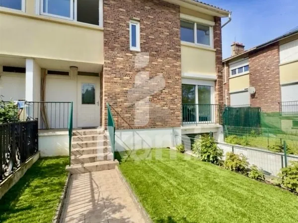 Duplex 6 pièces avec jardin et garage