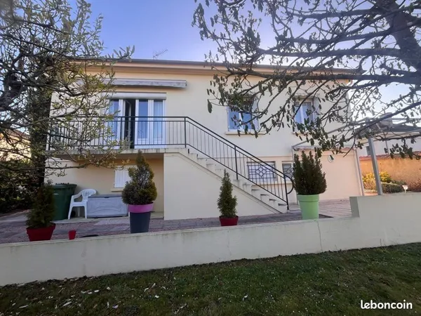 Maison Yzeure 166 m² - 5 ch - Aucun travaux