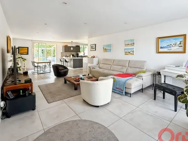 Maison 5 pièces 110 m²