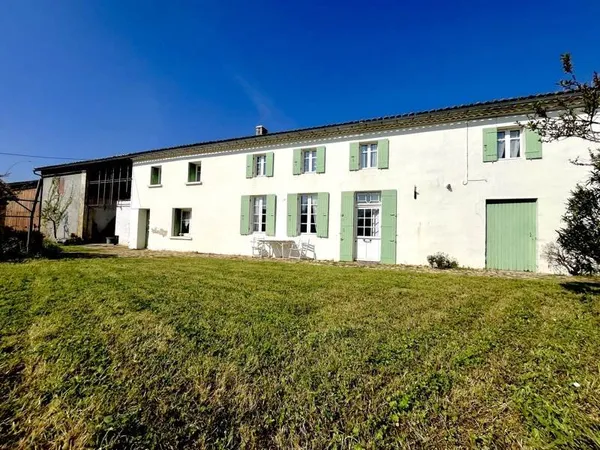 Longère de 7 pièces principales