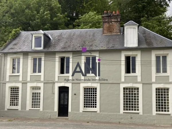 Maison 8 pièces 180 m²