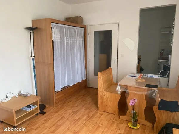 Appartement Location Bordeaux 1p 23m² 620€
