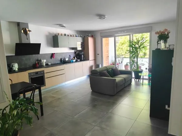 Belle opportunité, appartement T3 récent à Sassenage