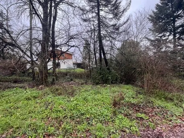 Terrain constructible 770 m²