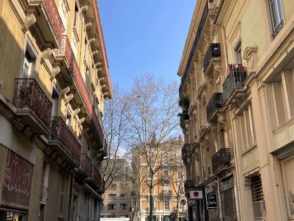 T2 Meublé 54m² GRENOBLE CENTRE VILLE RUE COLBERT TRAM A/B/E