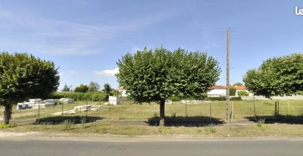 Terrain à louer 94 avenue de Nantes 79000 Niort