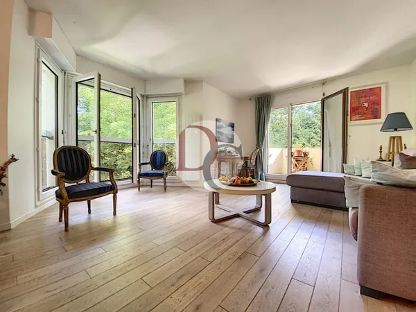 Très joli appartement idéal pour Paris en train (18mn) - Ba