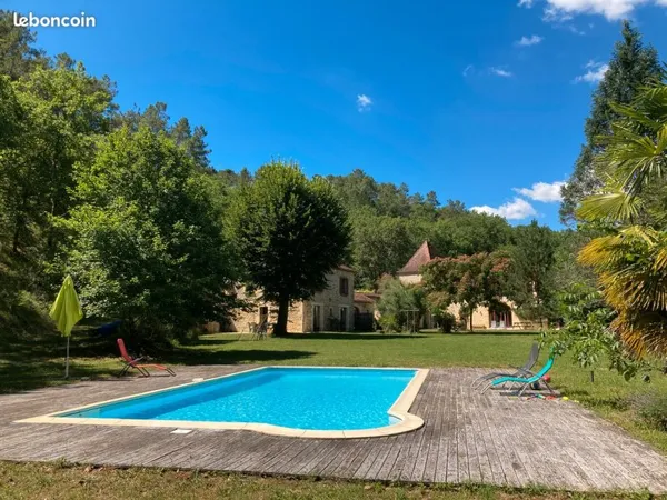 Magnifique Propriété Prayssac avec 3 gites