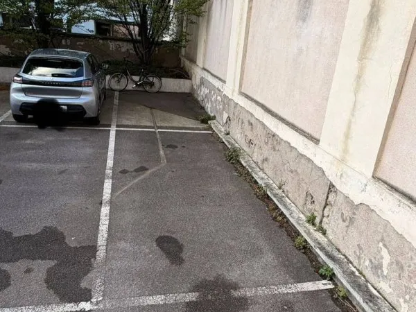 Parking 22 m²