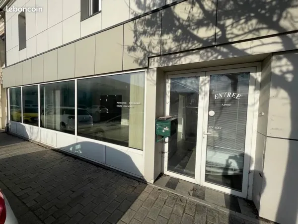 Local commercial 202 m² Floirac