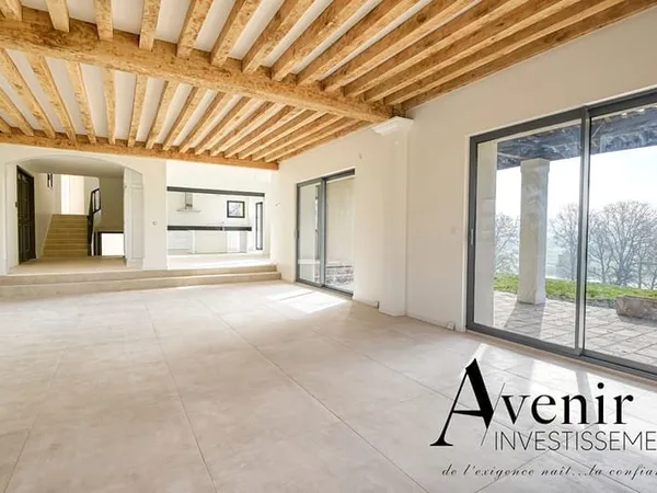 DOMMARTIN - MAISON RÉNOVÉE- 300M2 - 5 CHAMBRES - JARDIN - PISCINE