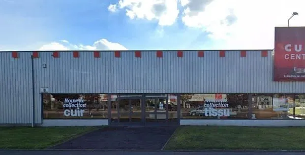 Local commercial 950 m²