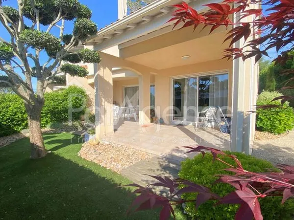 Appartement T4 avec terrasses et jardin Vue phare