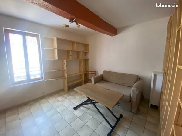Studio 1 pièce 25 m²