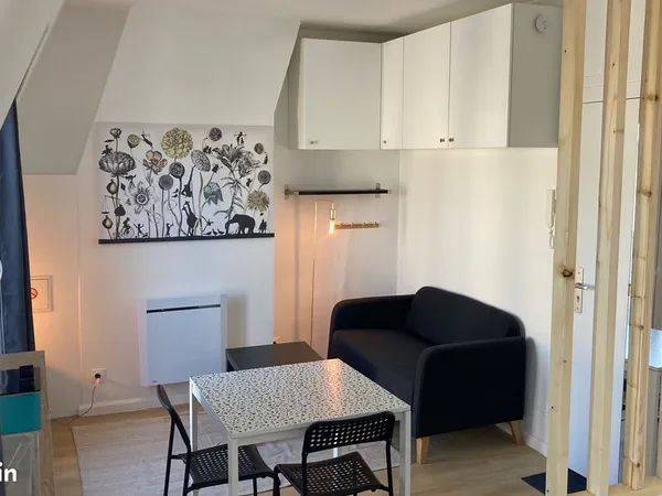 Studio spacieux et lumineux Doudeauville