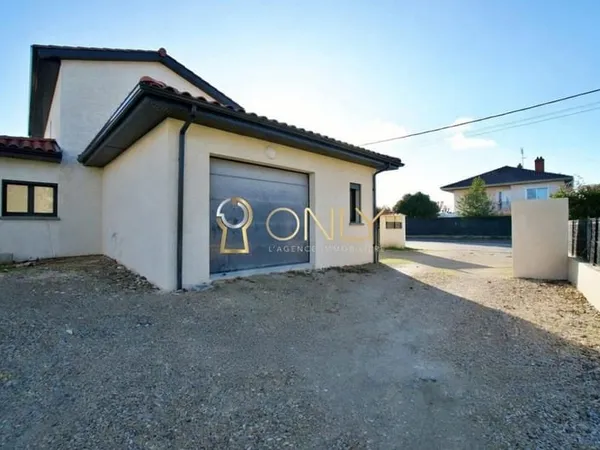 AMBERIEUX-EN-DOMBES - MAISON - 4 CHAMBRES