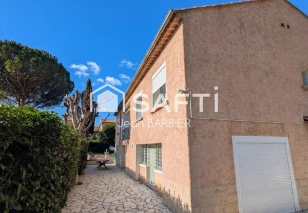 EN EXCLUSIVITÉ, a Toulon Ouest, secteur des Routes, sur une parcelle de terrain d'environ 700m², mai