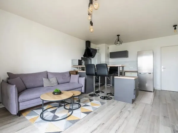 Appartement 2 pièces de 45 m2. Quartier résidentiel. Drancy