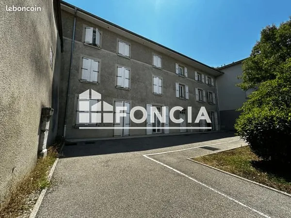 Studio 1 pièce 26 m²