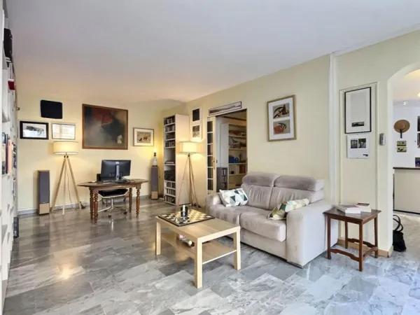 Appartement d’exception – 124 m² de terrasses – Résidence de standing avec piscine – Classe Énergie 