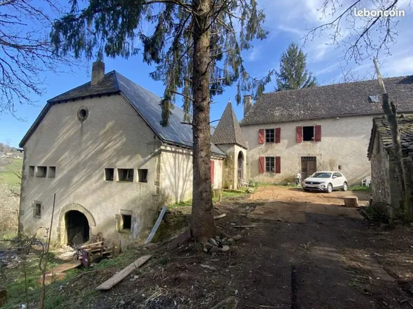 Propriété 7 pièces 180 m²