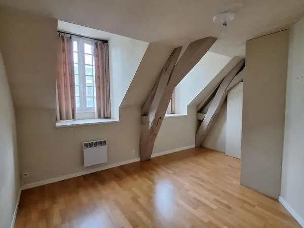 A LOUER - Agence GIBOIRE - Appartement T4 - Rennes Centre-ville
