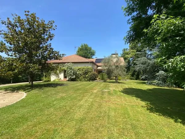Maison 6 pièces 200 m²