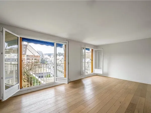 Vends Appartement 81m² (2 chambres)
