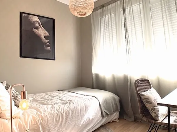 Chambre meublée avec salle d'eau privative 😊 dans colocation à Limoges