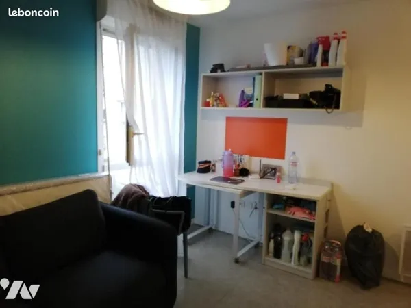 Studio 1 pièce 19 m²