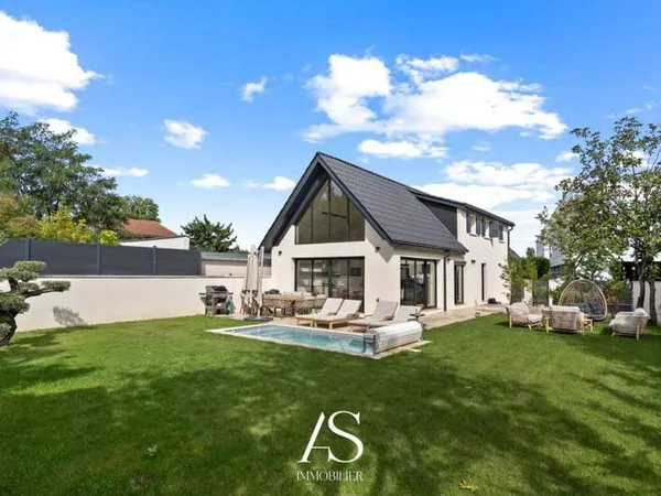 Maison 6 pièces 155 m²