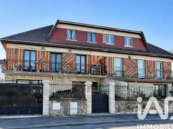 Maison 8 pièces 161 m²