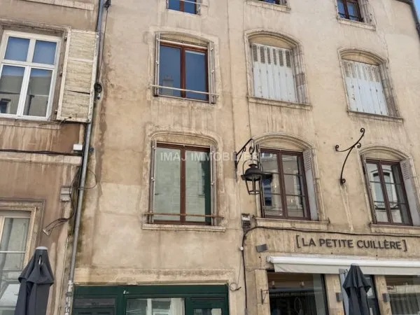 AT 9255 Immeuble de rapport à Nancy à saisir !