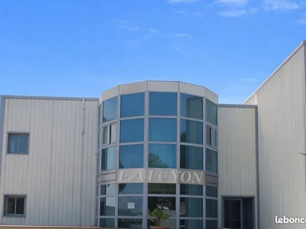 Local 49 m² La Seyne-sur-Mer