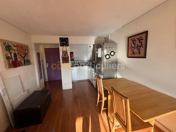 T2 dans petite résidence avec grande terrasse