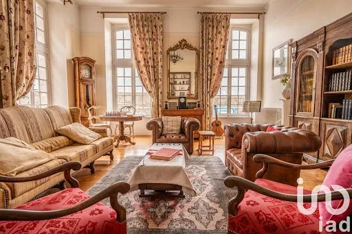 Appartement 6 pièces 198 m²