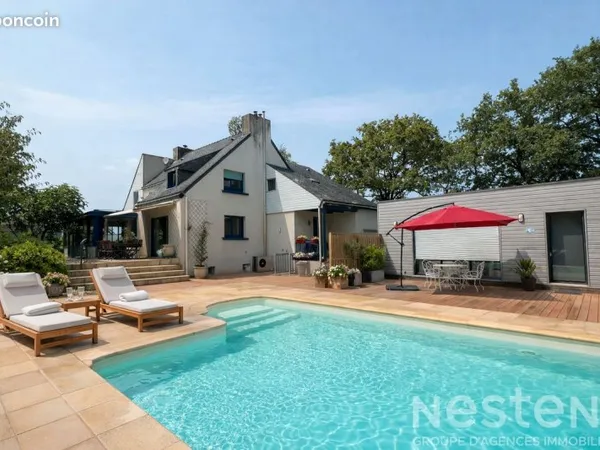 Maison 8 pièces 193 m²