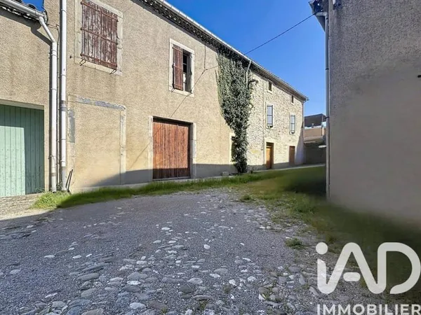 Maison 10 pièces 240 m²