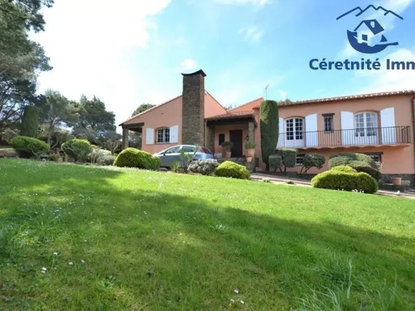 Villa 5 pièces 145 m²