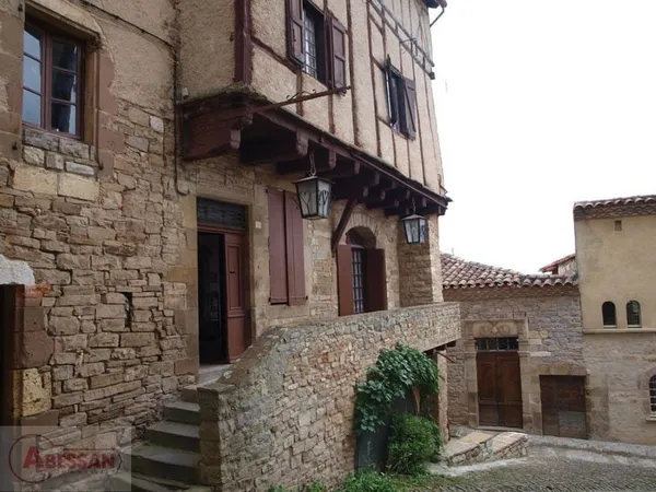 Maison de village