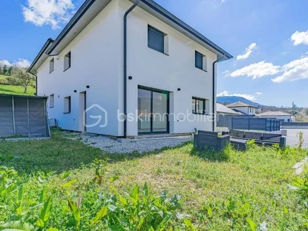 Maison 4 pièces 100 m²