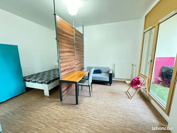 Studio 25 m 2