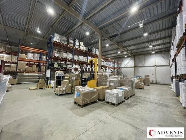 Local d'activité 2815 m²
