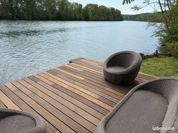 Propriété bord de Seine avec ponton privé - parc 2600 m² - aux portes de Bois-le-Roi