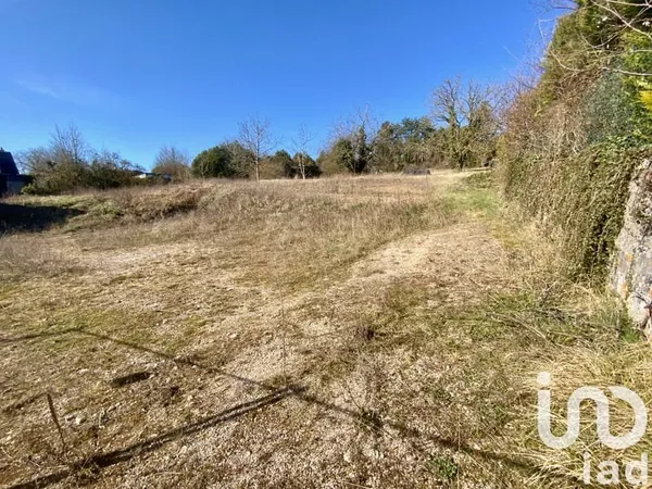Terrain 3486 m²
