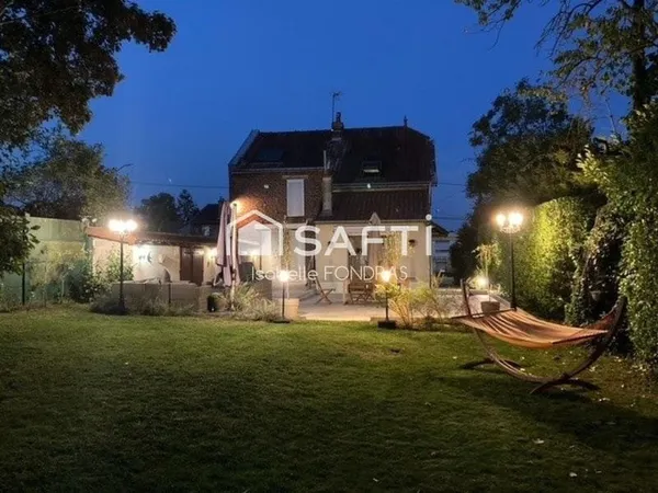 Maison 6 pièces 142 m²